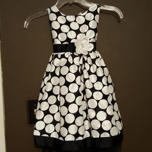 Girls dress